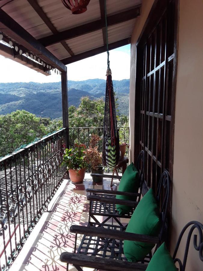 Hotel El Almendro Copán Esterno foto