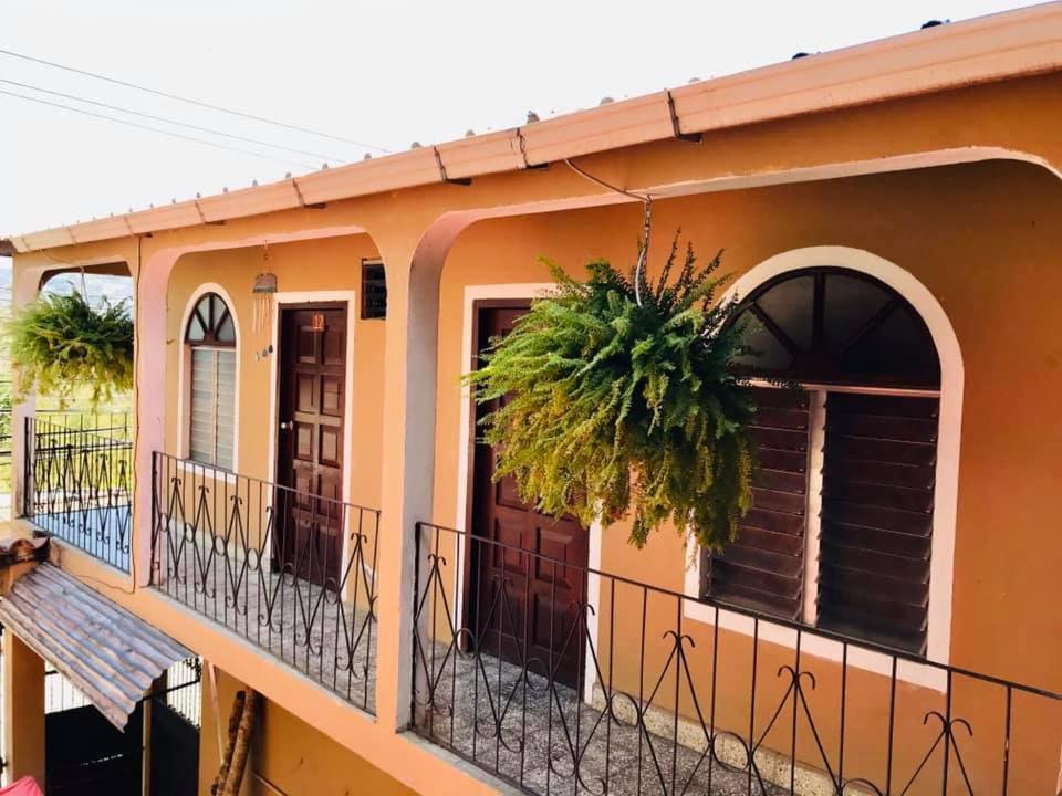 Hotel El Almendro Copán Esterno foto